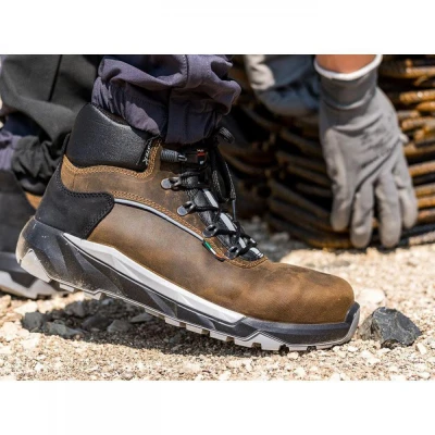 Bocanci de protecție MAKALU S3 CI WR SRC / Giasco / Bocanci protectie S3