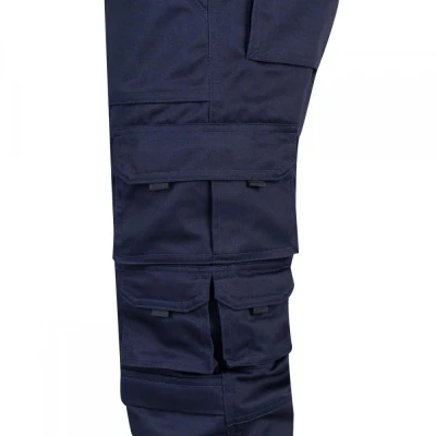 Pantaloni cu buzunare multiple 103016 / Velilla / Pantaloni salopeta talie