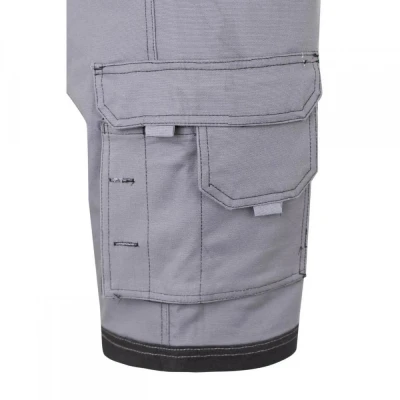Pantaloni scurți din material stretch, cu buzunare / Velilla / Pantaloni scurti
