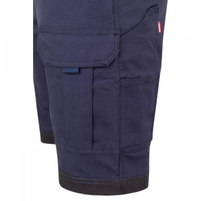 Pantaloni scurți din material stretch, cu buzunare / Velilla / Pantaloni scurti