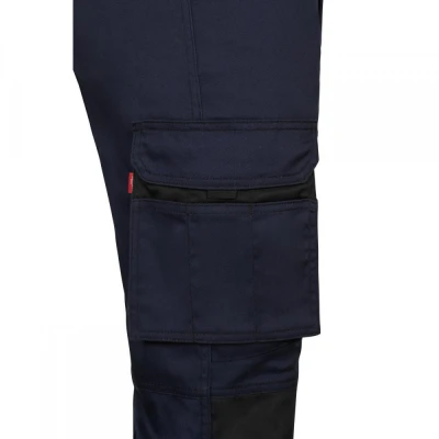Pantaloni stretch cu buzunare multiple, în două to / Velilla / Pantaloni salopeta talie