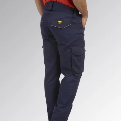 Pantaloni DIADORA STAFF / Stenso / Pantaloni salopeta talie
