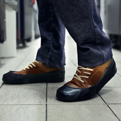 Galoși de protecție pentru vizitatori TIGER GRIP EASY-GRIP FO SRC / Stenso / Bombee vizitatori, protectii overshoe