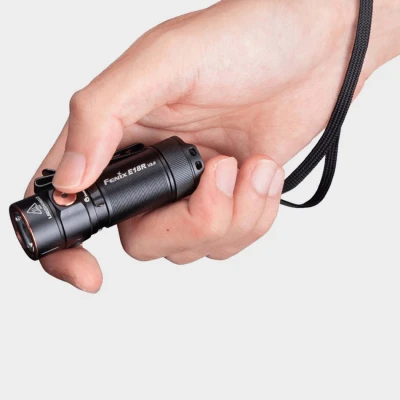 Lanternă FENIX E18R V2.0 / Stenso / Lanterne