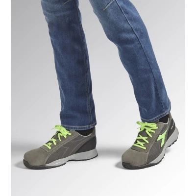 GLOVE MDS TEXT LOW S1PS FO HRO SR / Diadora / Pantofi protectie S1PS