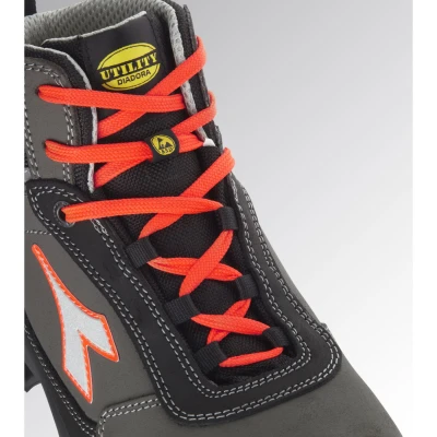 SHARK STA IMP LEAT MID S3S FO SR SC ESD / Diadora / Bocanci protectie S3S