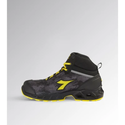 SHARK STABLE IMP MID S3S FO SR SC ESD / Diadora / Bocanci protectie S3S