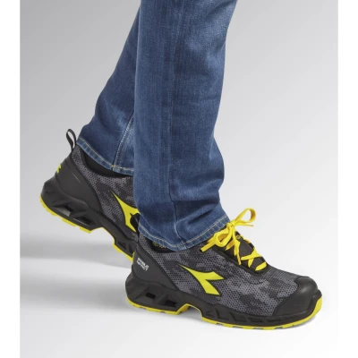 SHARK STABLE IMP LOW S3S FO SR SC ESD / Diadora / Pantofi protectie S3S