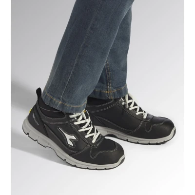 RUN MID S3S FO SR ESD / Diadora / Bocanci protectie S3S