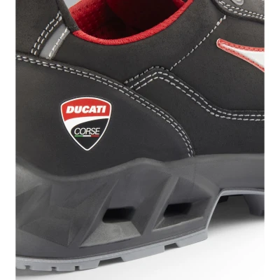 SHARK ENGINE LOW S3S FO SR ESD / Diadora / Pantofi protectie S3S