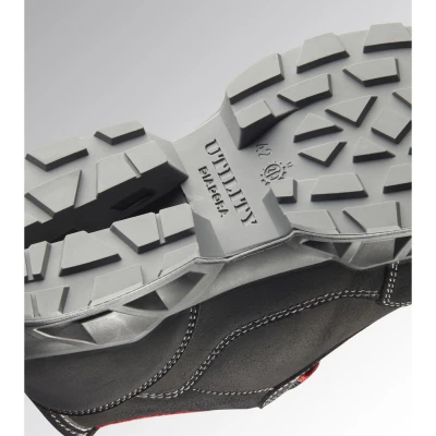 SHARK ENGINE LOW S3S FO SR ESD / Diadora / Pantofi protectie S3S