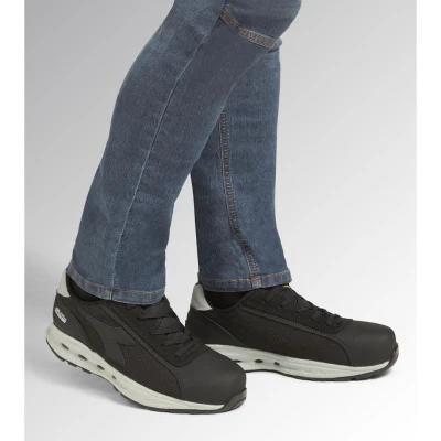 GLOVE A.BOX LOW PRO S1PS / Diadora / Pantofi protectie S1PS