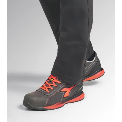 GLOVE HYPER LOW S3S FO HRO SR ESD / Diadora / Pantofi protectie S3S