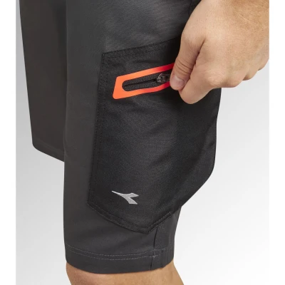 BERMUDA STRETCH 2.0 / Diadora / Pantaloni scurti