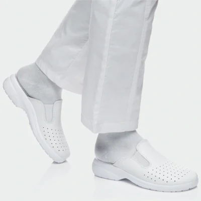 Saboti medicali Bwell ELASTIC, culoare albă, 560200 / BWell / Incaltaminte medicala